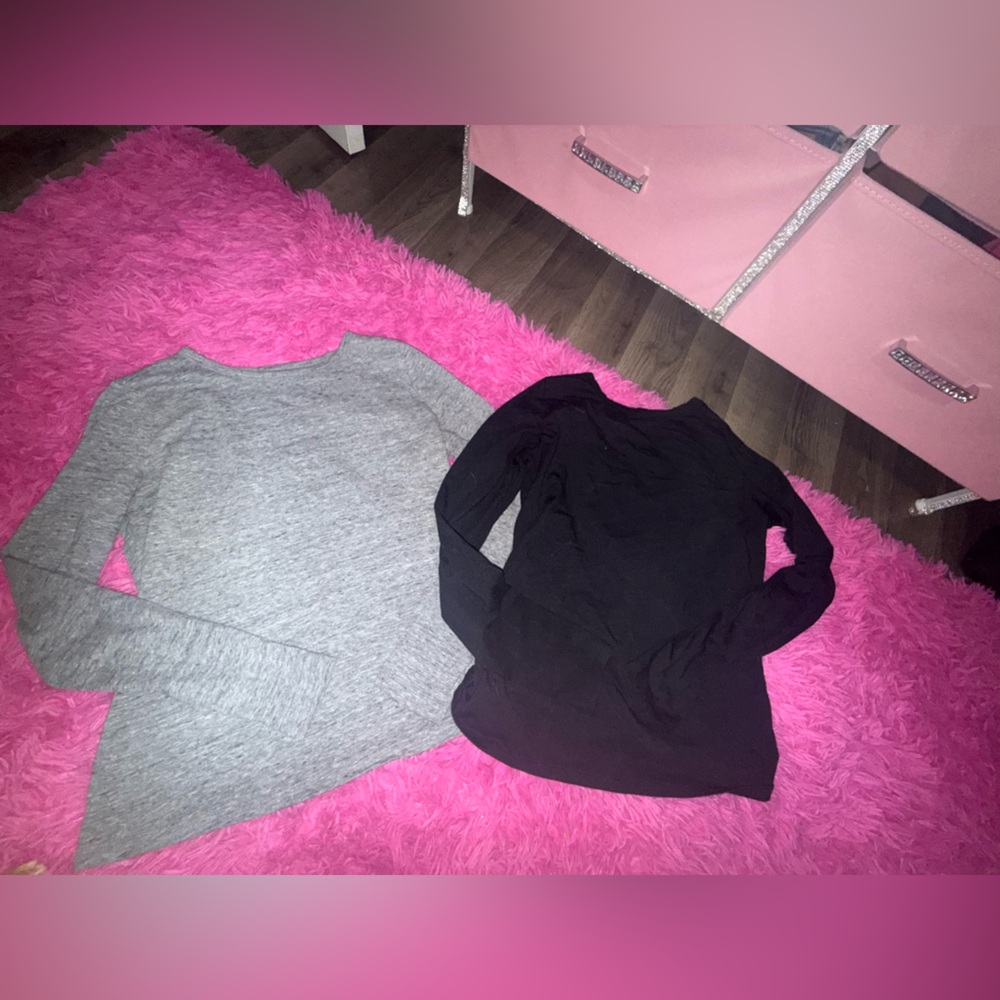a.n.a Gray & Black long sleeve Top
